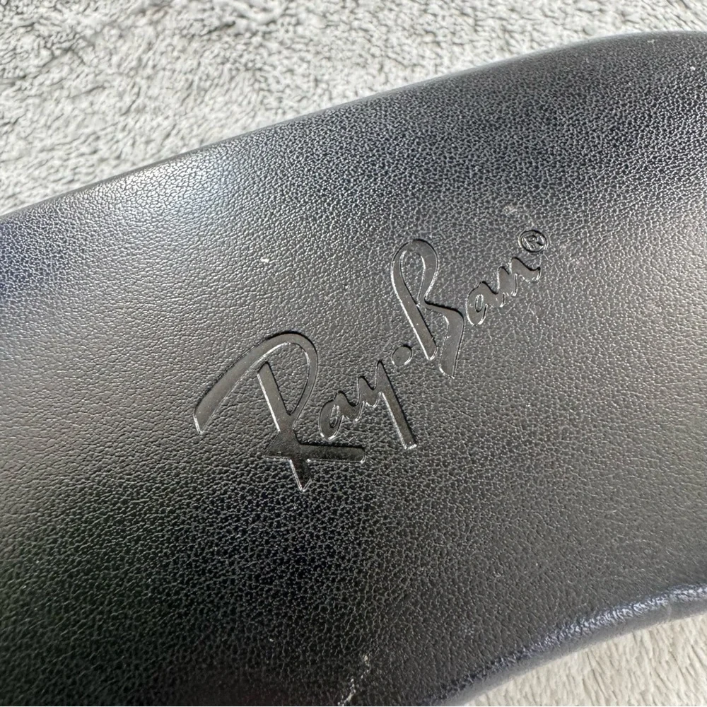 Ray-ban Designer Glasses‎ / Sunglasses Hard Case Clamshell Black Pre-owned